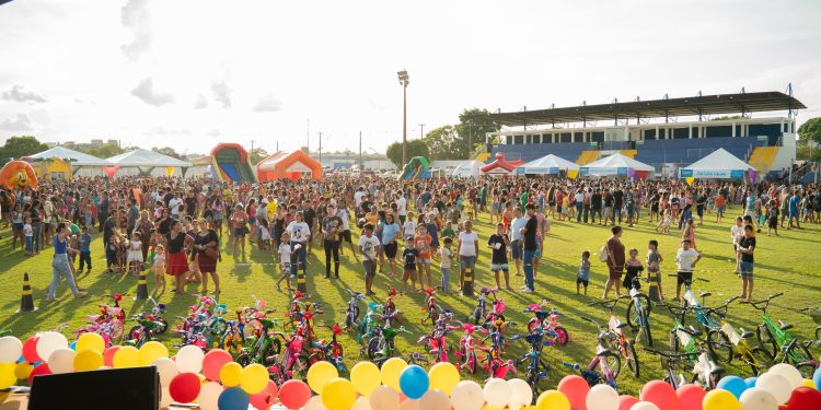 Criança Feliz 2025: Festa promovida pela Prefeitura de Jaru bate recorde de público e reúne mais de 10 mil pessoas no Estádio Leal Chapelão