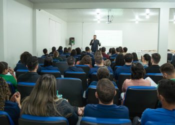 Prefeitura de Jaru promove capacitação de servidores voltada para Gestão de Almoxarifado