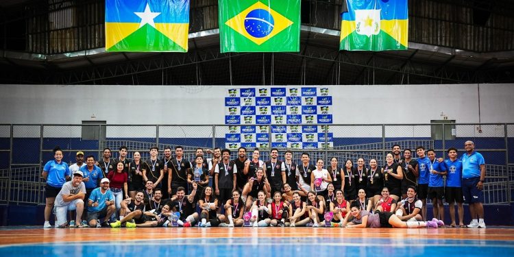 5º Open de Voleibol de Jaru: Equipes jaruenses conquistam o pentacampeonato da competição