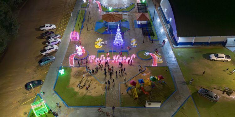 Tarilândia também é beneficiada com decoração natalina