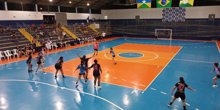 Disputas acirradas marcam o 5º Open Jaru de Handebol